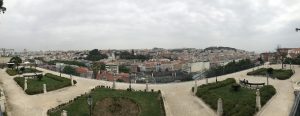 Aussicht vom Miradouro de São Pedro de Alcântara