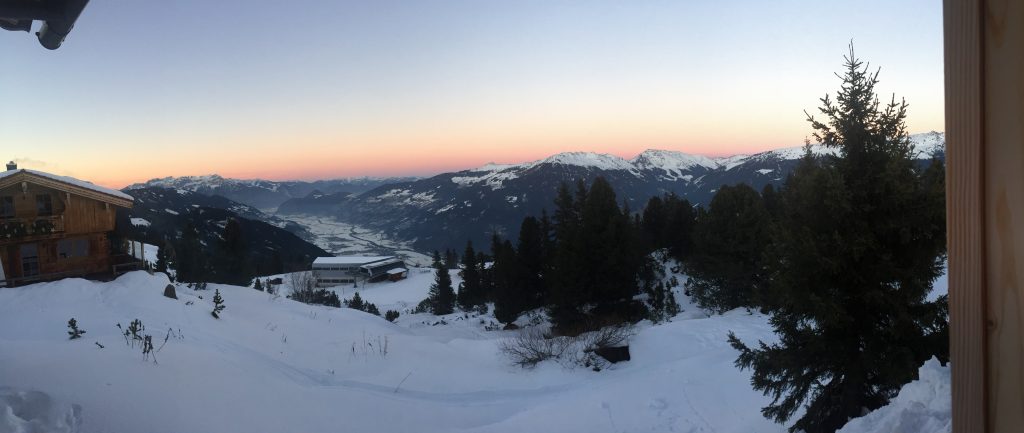 Sonnenuntergang über dem Zillertal