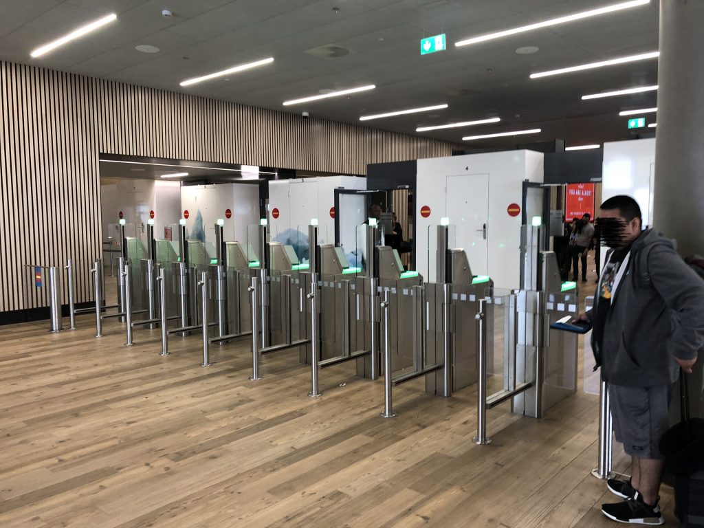 Elektronische Passkontrolle in Reykjavik